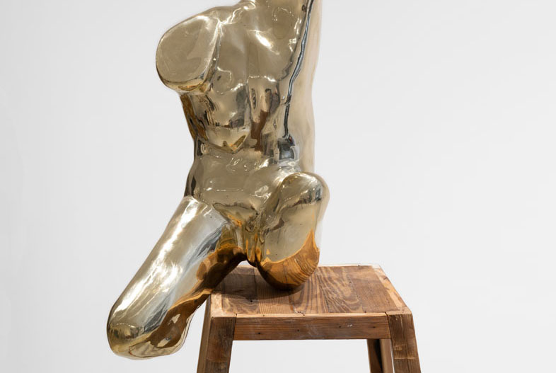 Tutor (2024). Bronce a la cera perdida, 132 x 39 x 36 cm
