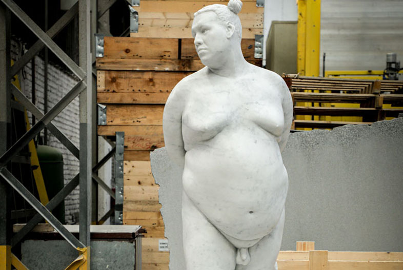 Retrato de Michelle Lacroix (2025). Mármol de Carrara,  220 x 78 x 78 cm